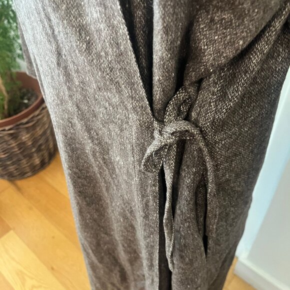 Luxury LIWAN Wool Blend Abaya Size Small - Picture 4 of 8